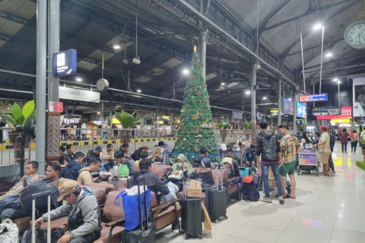 Daop 6 Yogyakarta: Penjualan tiket pada Natal dan Tahun Baru terbanyak 26 Desember 16.765 tiket