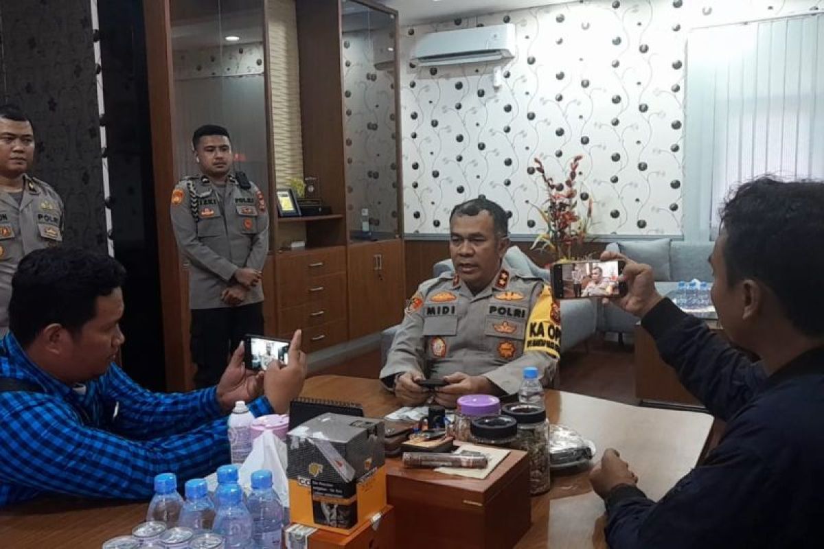 Kapolda minta masyarakat Maluku Utara tetap tertib pascapenetapan Gubernur jadi tersangka