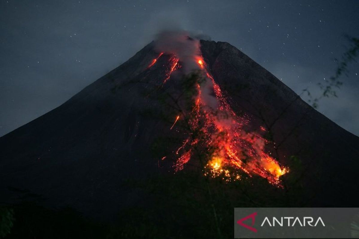Hoaks! Video erupsi Gunung Merapi pada 18 April