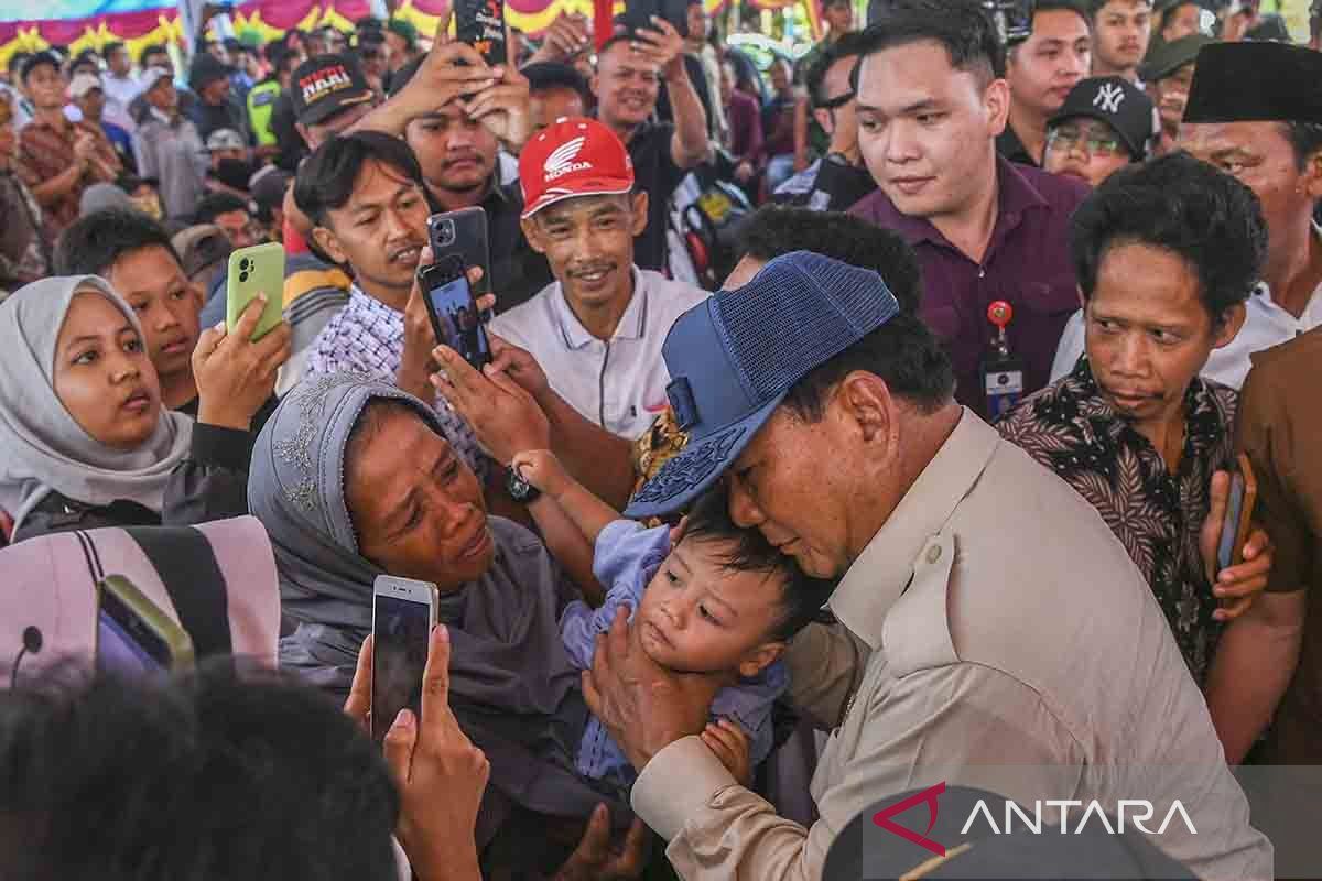 Prabowo Ke Bekasi Dan Gibran Ke Jakarta Di Hari Ke-24 Kampanye - ANTARA ...