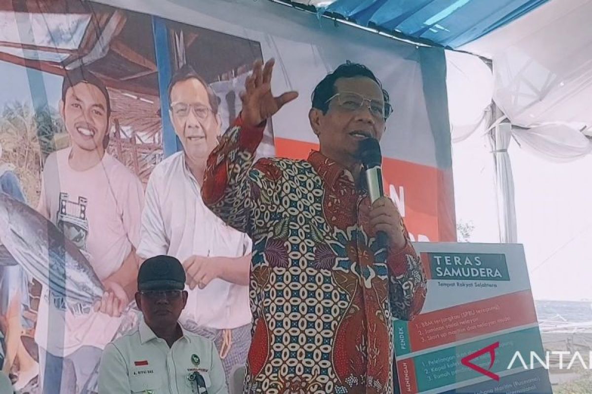 Menko Polhukam kenang nelayan tak nikmati subsidi BBM kapal ke Natuna