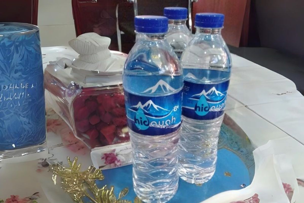PDAM Bengkulu luncurkan Hidayah Water penuhi kebutuhan air kemasan di musim kemarau