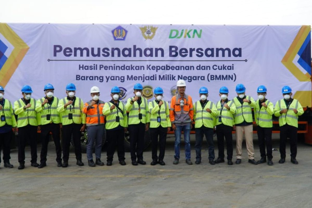 Bea Cukai Musnahkan Jutaan Barang Ilegal di Wilayah Banten dan Makassar
