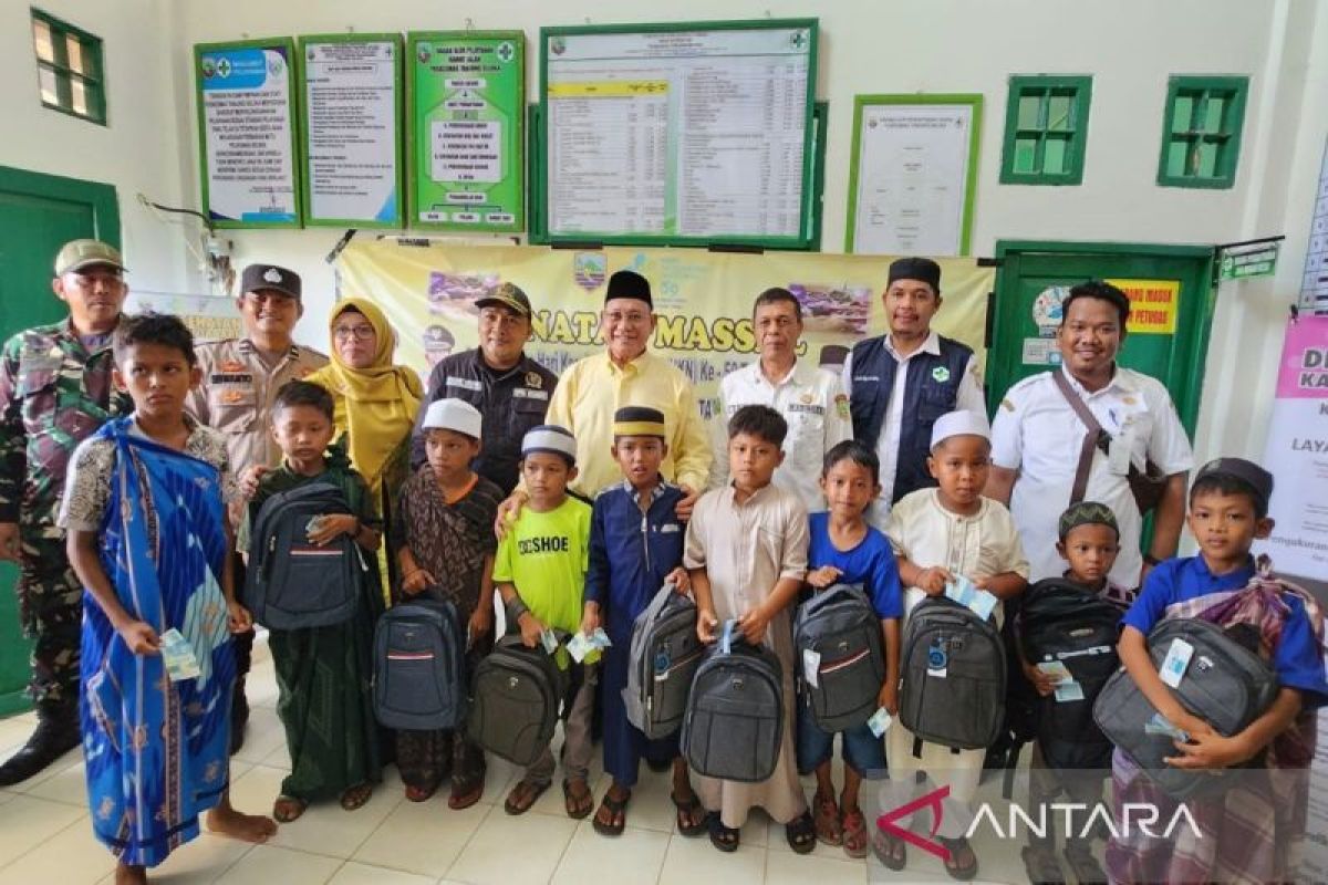 Bupati Kotabaru edukasi masyarakat jaga kesehatan sejak dini