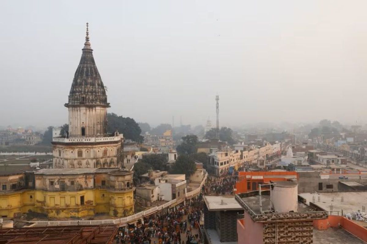 Warga Muslim dekat kuil Hindu India takut tragedi 1992 bakal terulang