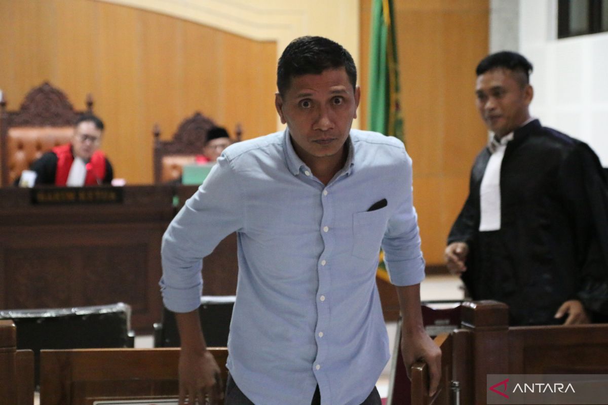 Saksi akui Perusda Sumbawa Barat gadaikan mobil jaminan CV PAM