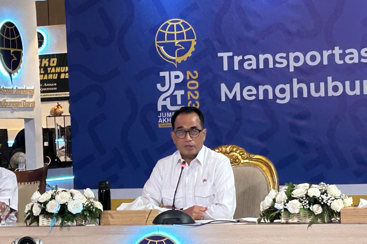 Menteri Budi Karya: Kereta cepat Jakarta Surabaya akan lebih mudah berkat Whoosh