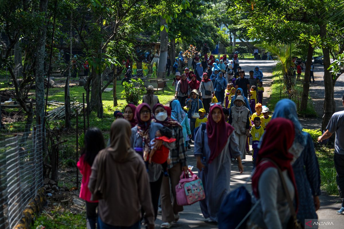 Destinasi liburan akhir tahun dalam negeri ditujukan untuk wisatawan lokal