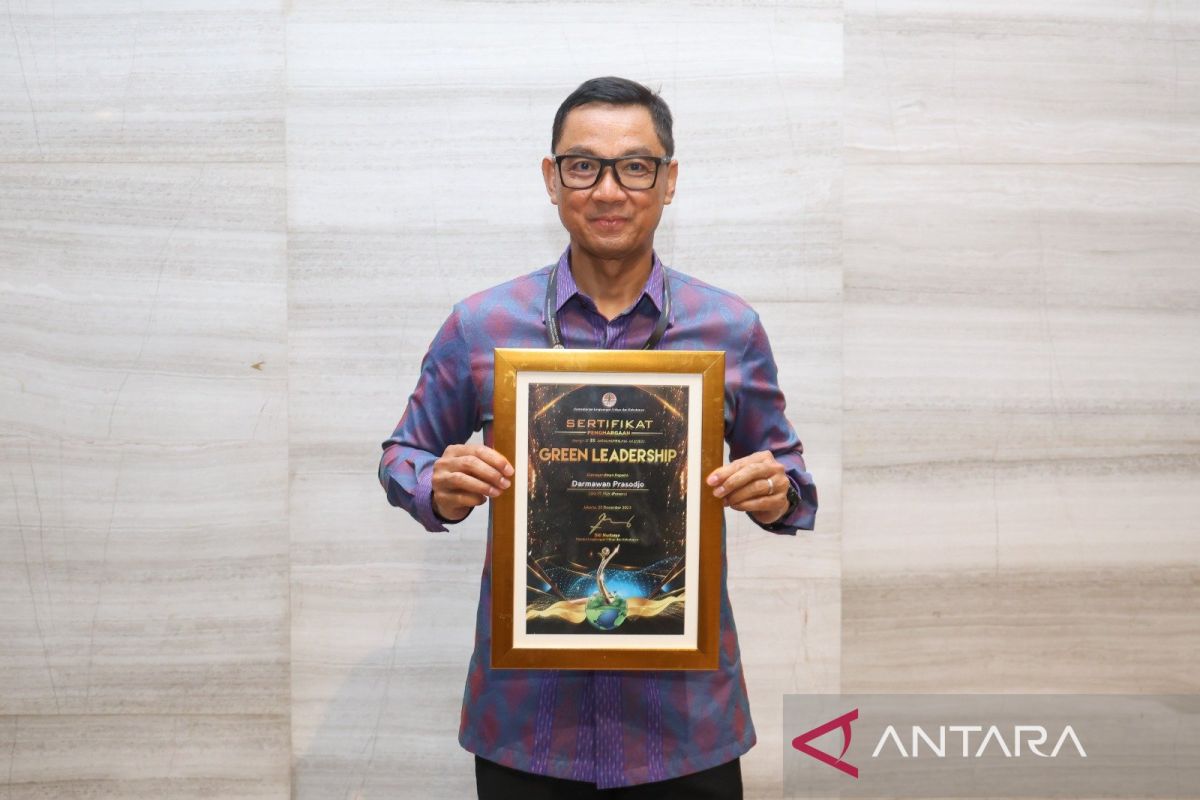 Dua Tahun Berturut-turut Darmawan Prasodjo Raih Green Leadership Utama Award, PLN Pecah Rekor Borong 20 Proper Emas KLHK 2023