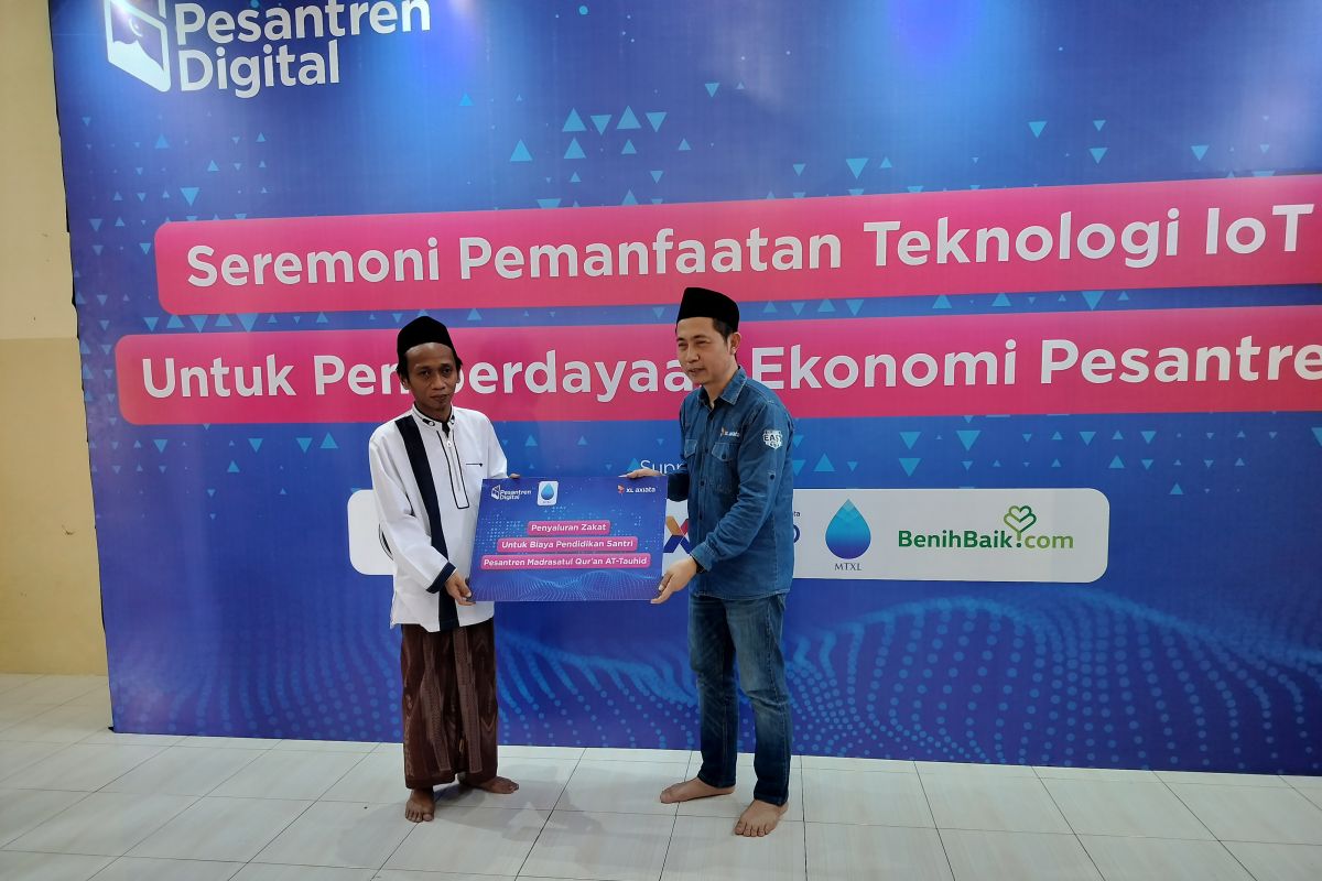 Perusahaan telekomunikasi terapkan solusi IoT di pesantren