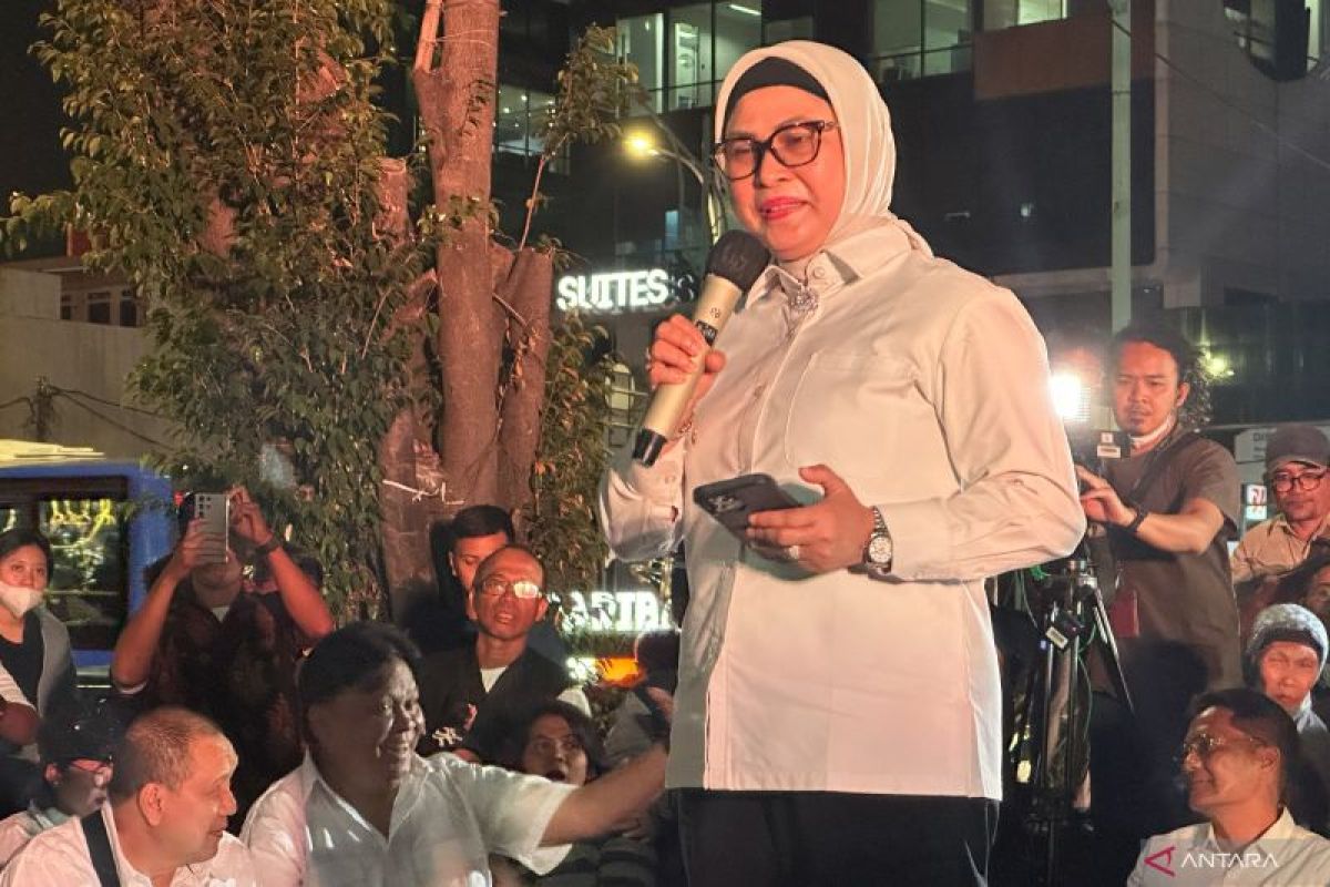 Capres Ganjar Pranowo sumringah dapat dukungan Putri Ma'ruf Amin