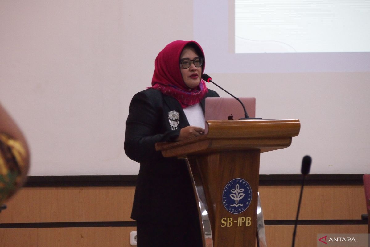 Nina Kurnia Dewi soroti kepemimpinan perempuan BUMN dalam sidang doktoral