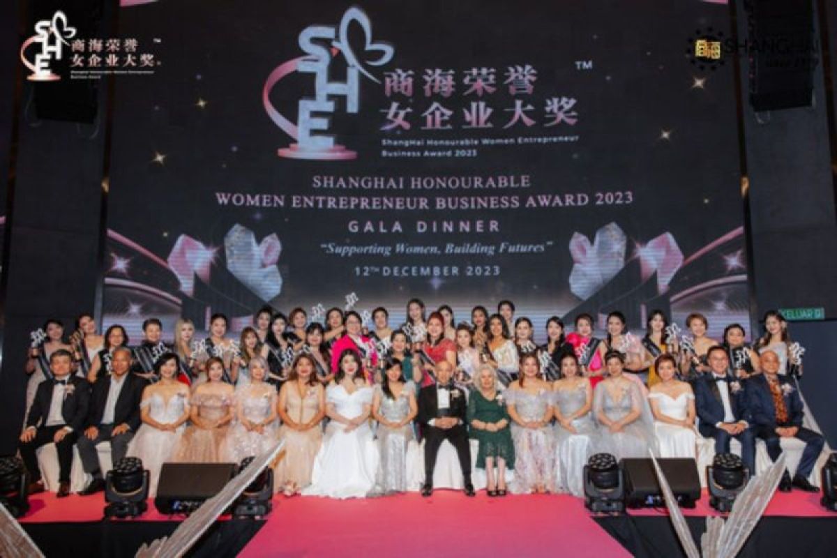 ShangHai Honourable Women Entrepreneur Business Award 2023 (SHE 2023) Merayakan Keberhasilan