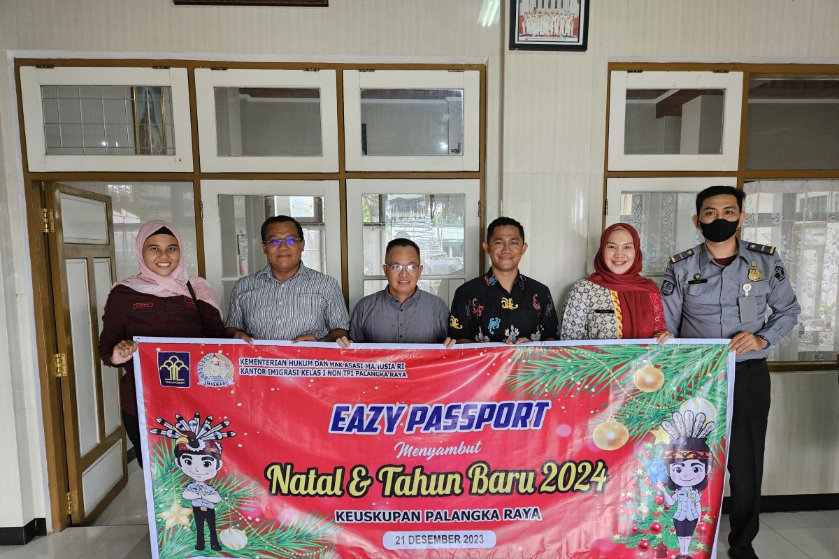 Imigrasi gandeng Keuskupan Palangka Raya menggelar layanan Eazy Passport