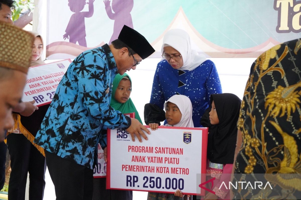 Pemkot Metro Lampung beri santunan ke anak yatim