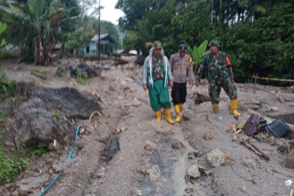 BPBD: 111 orang mengungsi akibat banjir bandang di  Tapanuli Utara