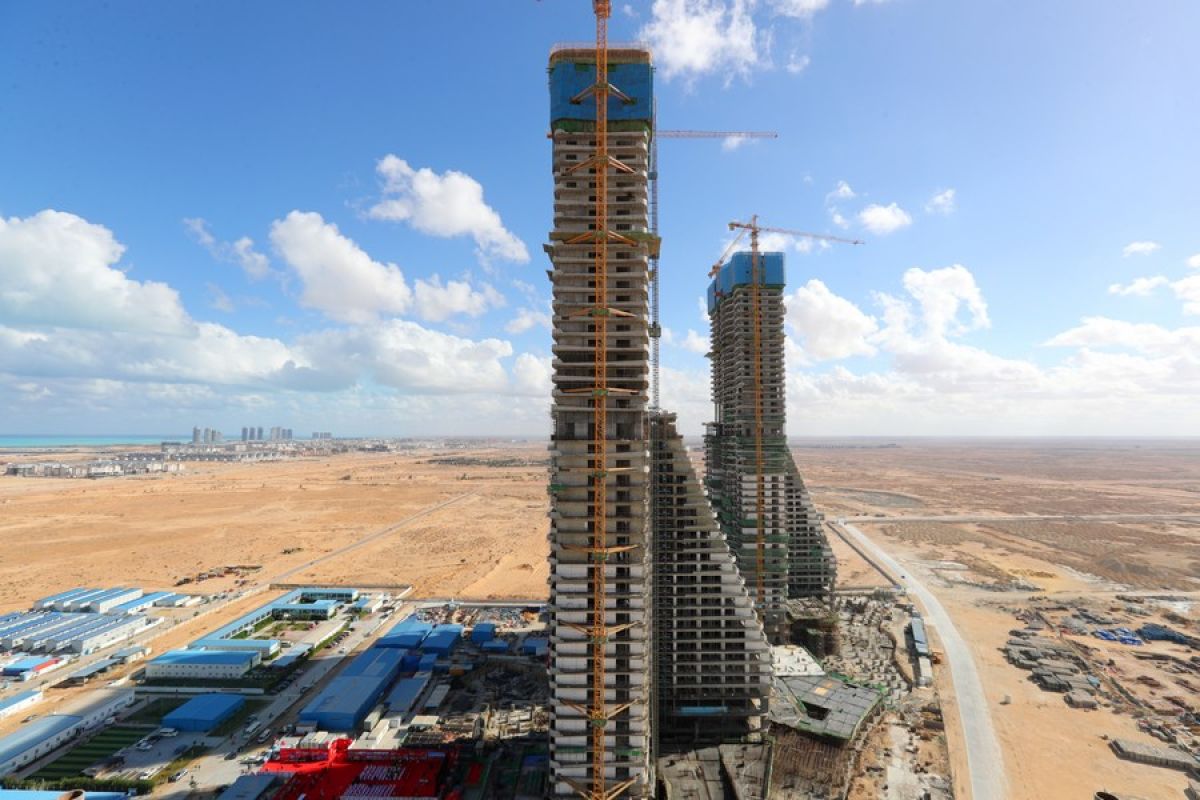 Proyek Menara Pusat Kota Alamein mulai proses capping