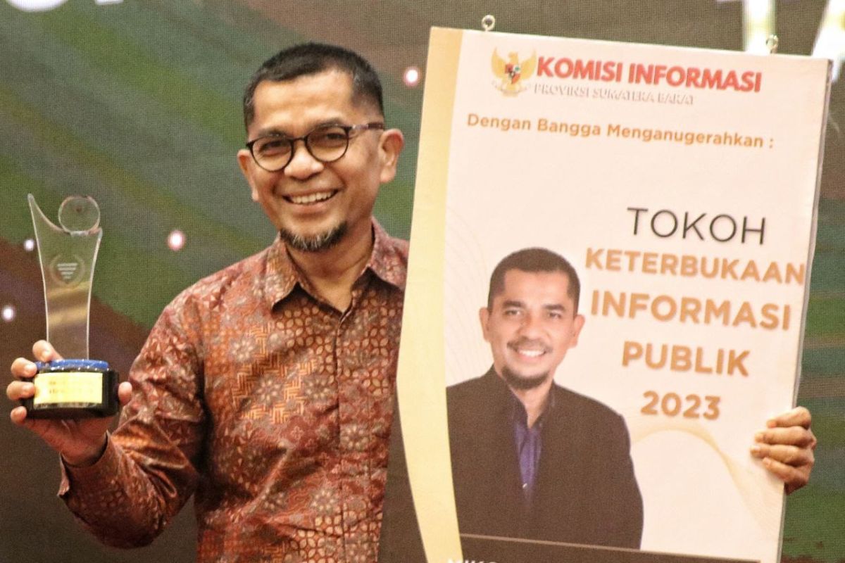 Miko Kamal raih penghargaan achievement motivation person 2023 dari KI Sumbar