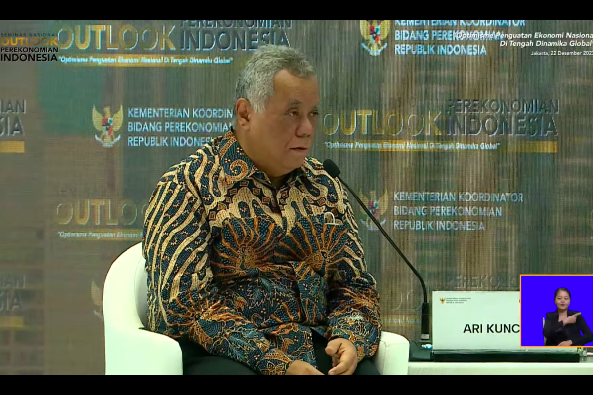 Rektor UI sebut situasi eksternal paksa Indonesia transformasi SDM