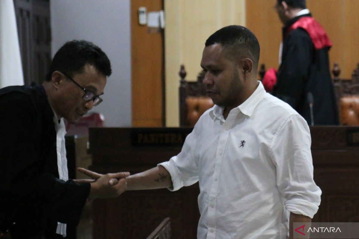 Kepala Cabang AMG Lombok Timur dituntut pidana 16 tahun penjara