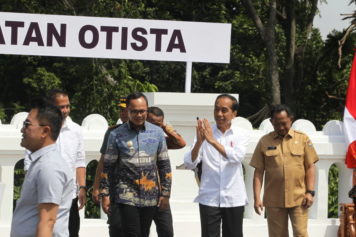 Jembatan Otista diperlebar, resmi dibuka Presiden Jokowi