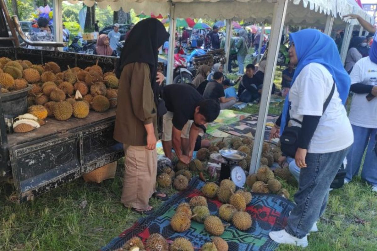 Pemkab Lombok Tengah NTT gelar festival durian