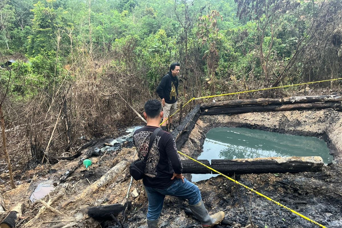 Tim Gabungan TNI-Polri di Jambi tertibkan sumur minyak ilegal