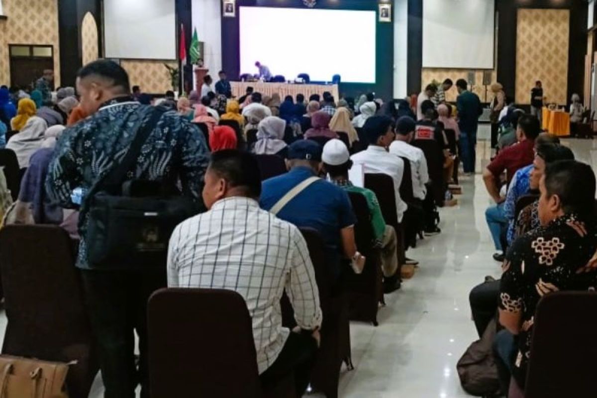 Sebanyak 10.992 orang lolos seleksi tahap pertama calon petugas haji