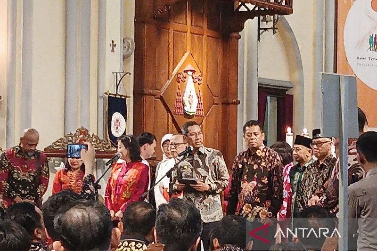 Pj Gubernur DKI tinjau persiapan Natal di tiga gereja di Jakarta