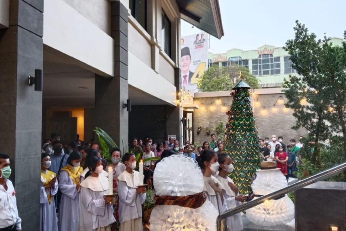 Romo: "Damai dan Suka Cita" jadi pesan Natal di Lampung