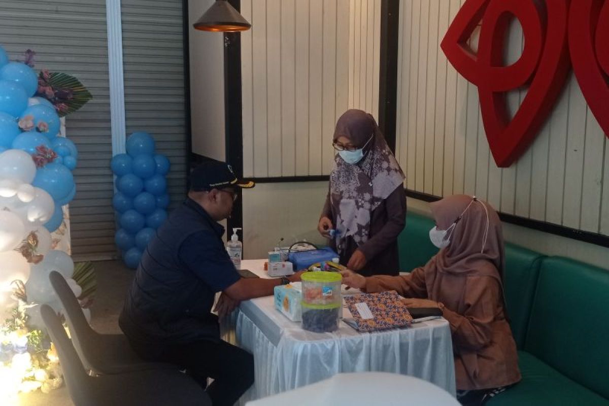 Dermaga eksekutif Pelabuhan Merak dibuka posko pelayanan kesehatan gratis