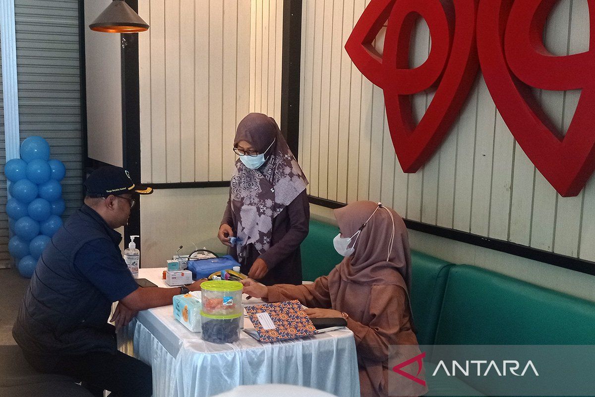 Dermaga eksekutif Pelabuhan Merak berikan pelayanan kesehatan gratis