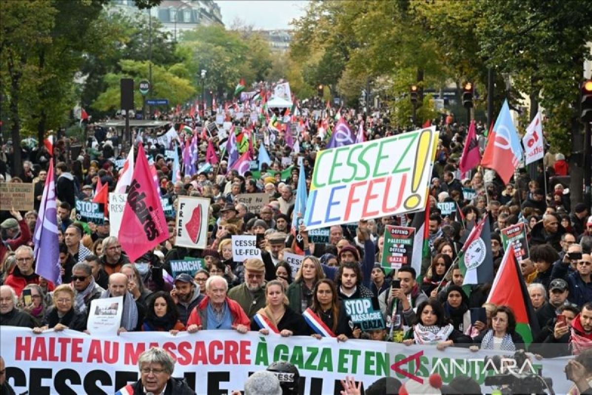Demonstran di Paris: Gaza tak bisa rayakan Natal