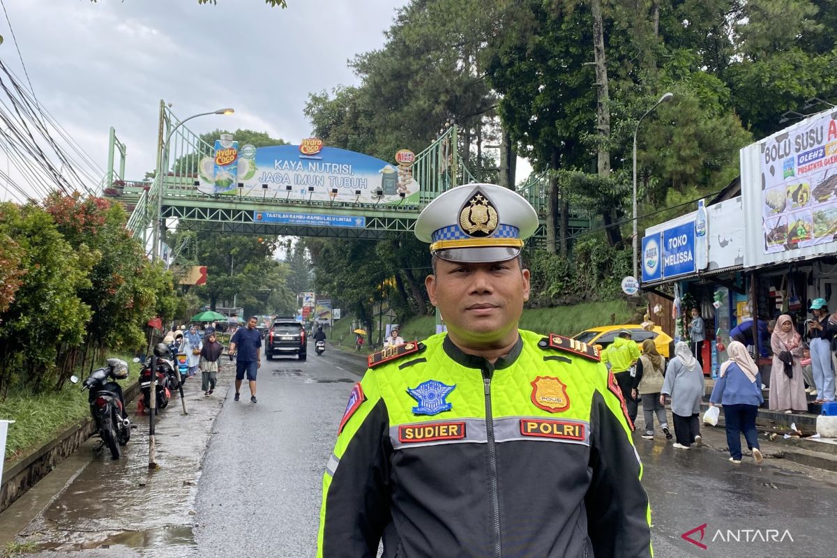 Polisi berlakukan sistem satu arah di Jalan Bandung-Lembang