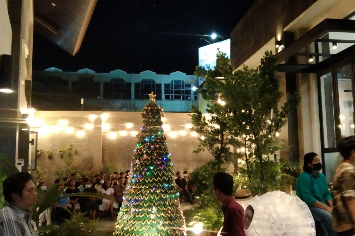 "Damai dan Suka Cita" jadi pesan Natal di Lampung