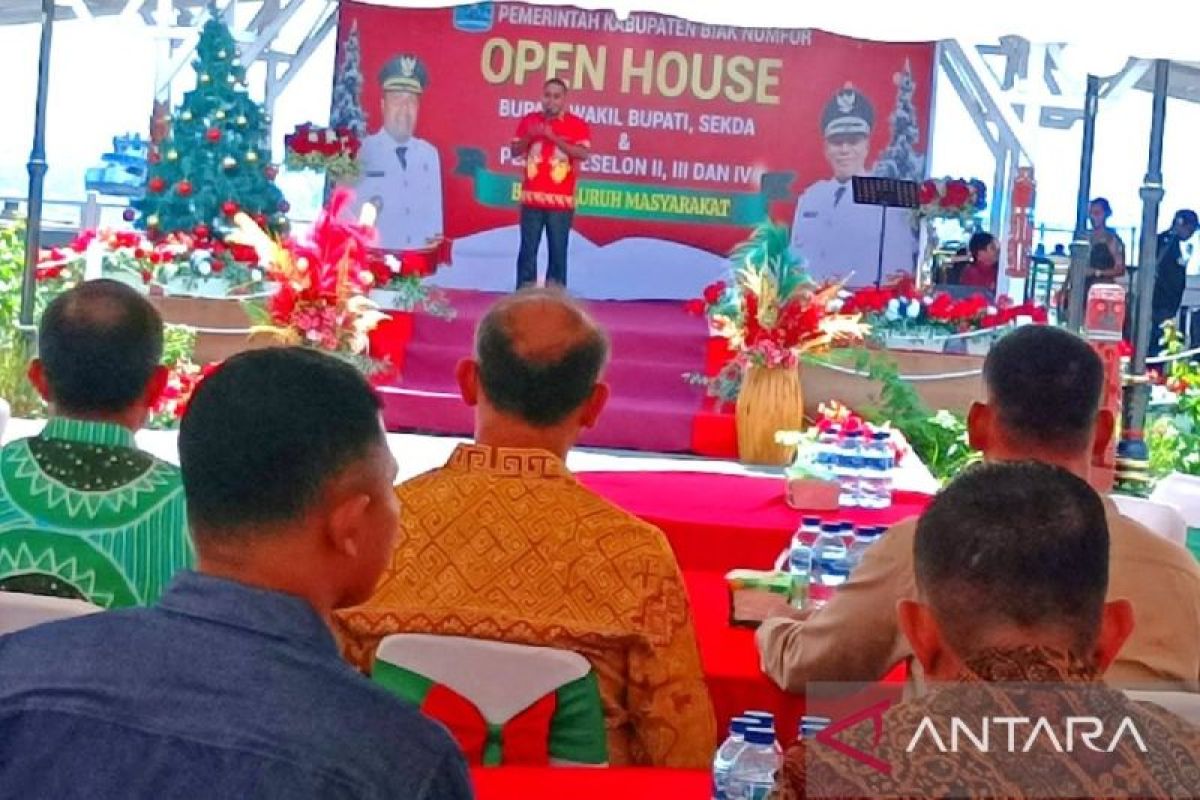 Bupati Herry: Pelaksanaan ibadah Natal Biak paling kondusif di Papua