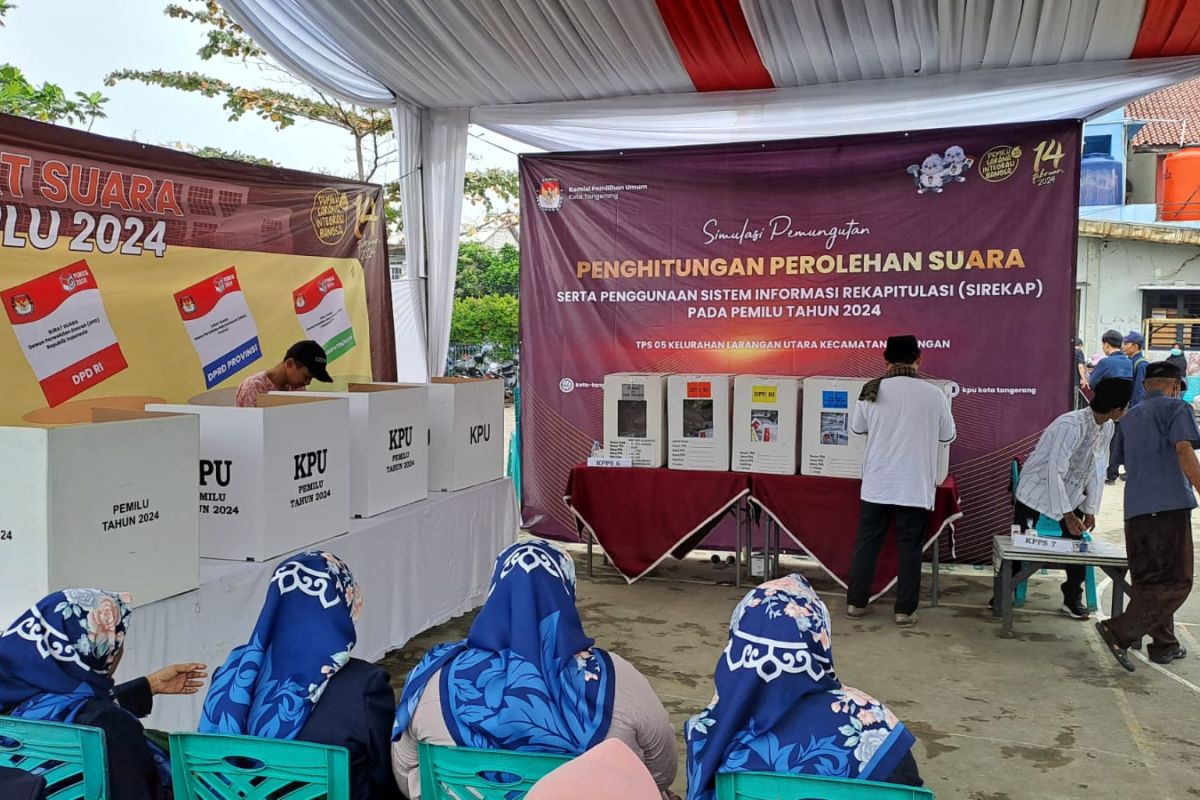 KPU Banten simulasi pemungutan dan penghitungan suara pemilu