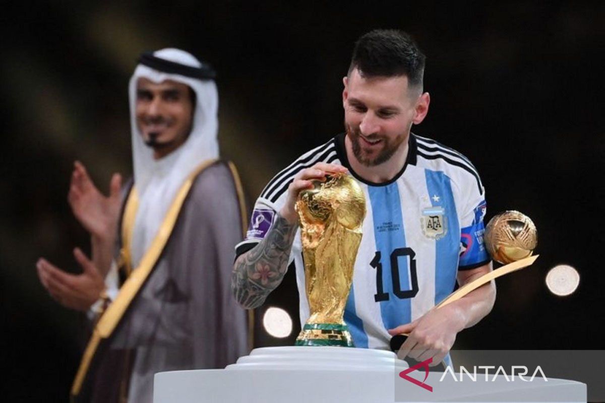 Lionel Messi dan Aitana Bonmati pemain terbaik FIFA 2023