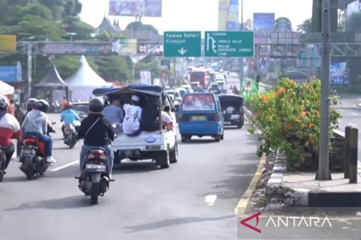 Polisi petakan dua kali arus balik di jalur wisata Puncak Bogor