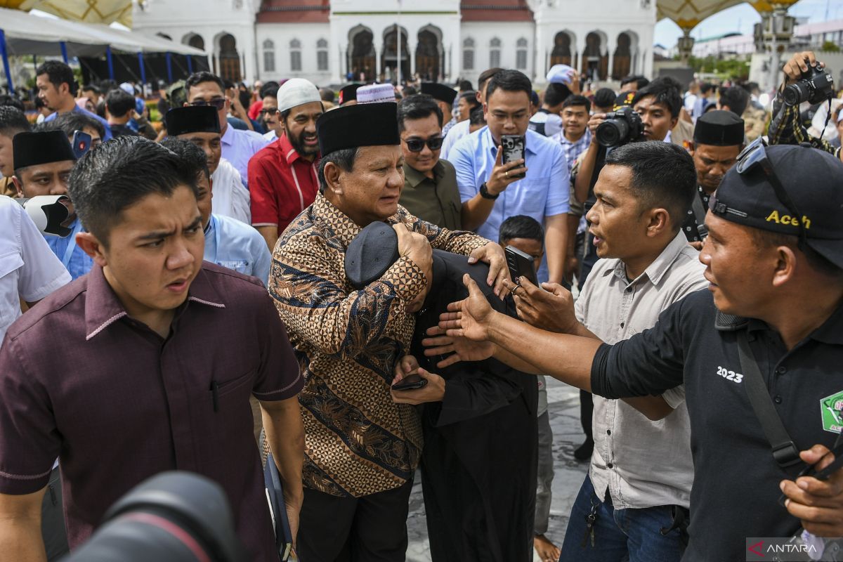 Hari kampanye ke-29, Prabowo berada di Aceh dan Gibran di Surkarta