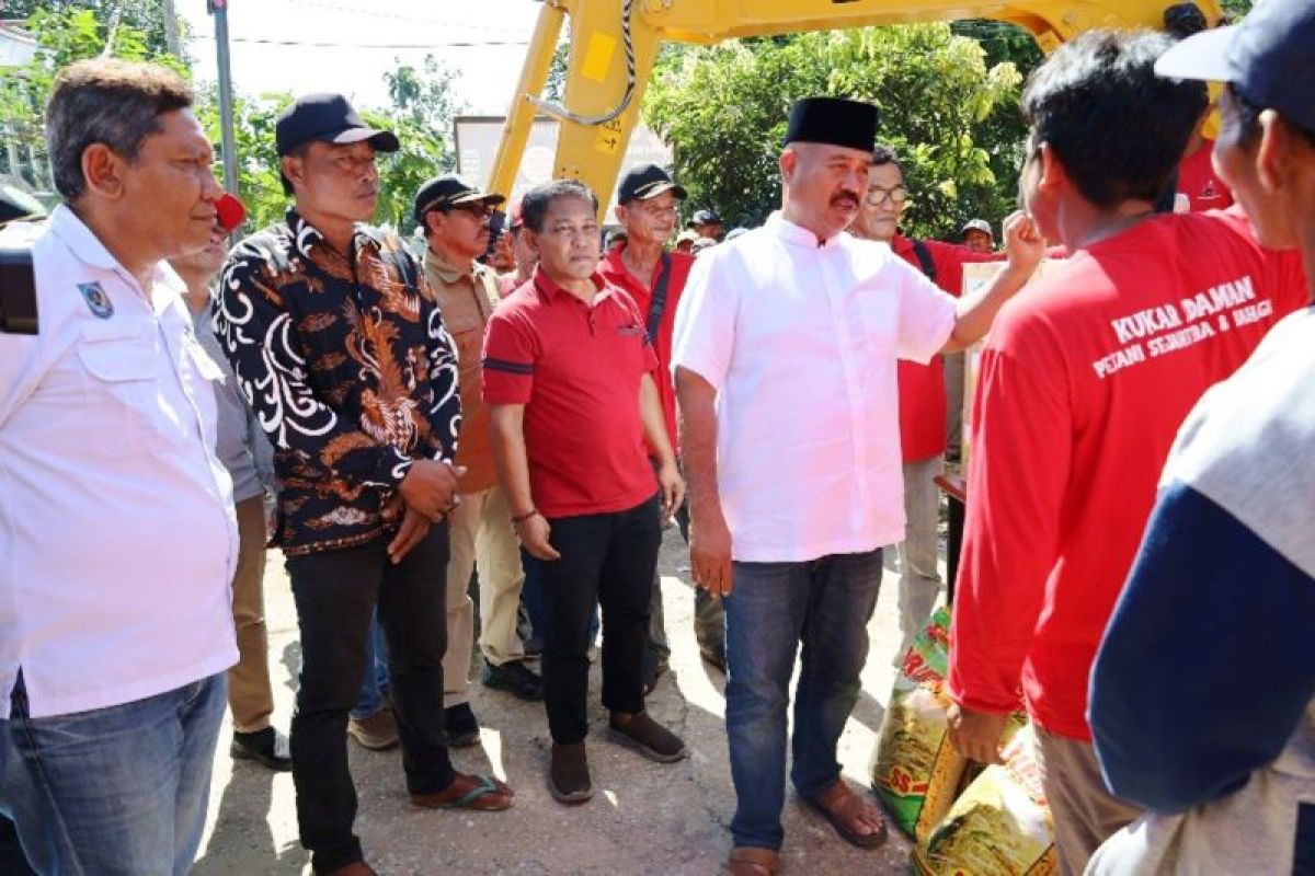 Bupati Kutai Kartanegara ajak petani  lawan rentenir