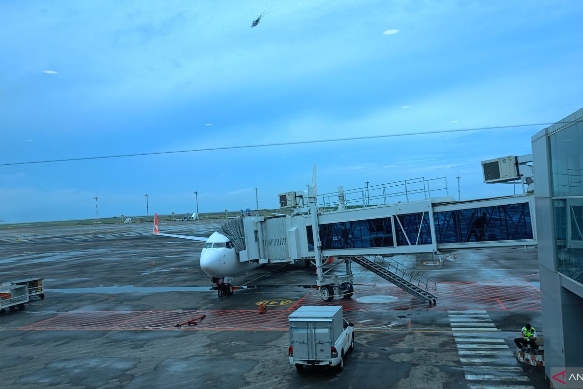 Pergerakan pesawat di Bandara Hasanuddin jelang Natal naik 24 persen