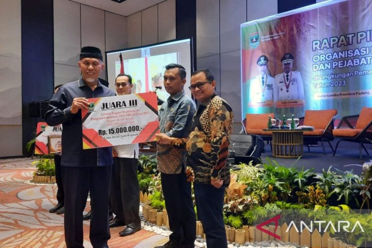 Sumbar beri penghargaan nagari dengan implementasi ABS-SBK terbaik