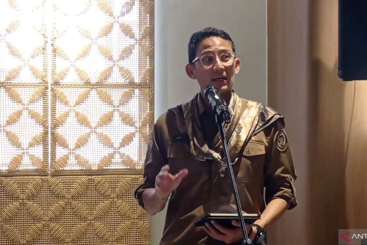 Sandiaga Uno ingatkan pengelola wisata soal pengamanan libur akhir tahun