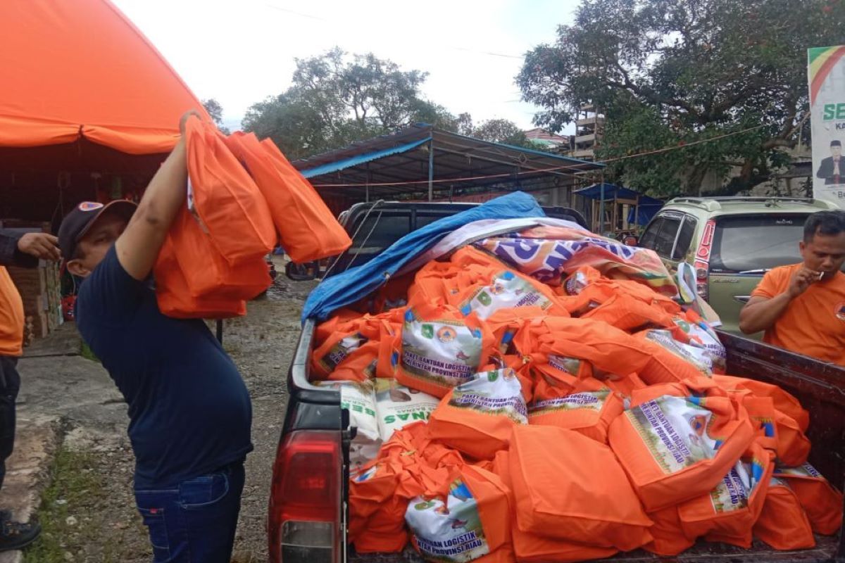 Riau salurkan bantuan logistik tahap dua untuk korban banjir Rohul
