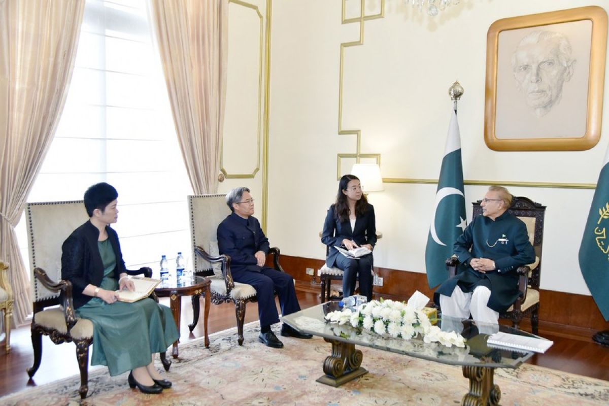 Presiden Pakistan sebut China dan Pakistan nikmati persahabatan unik
