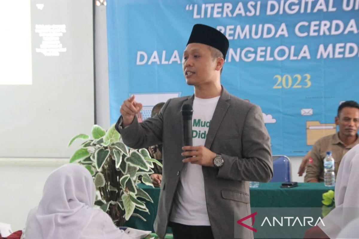 Jejak Gus Udin, dari motor pembangunan Bogor jadi calon senator