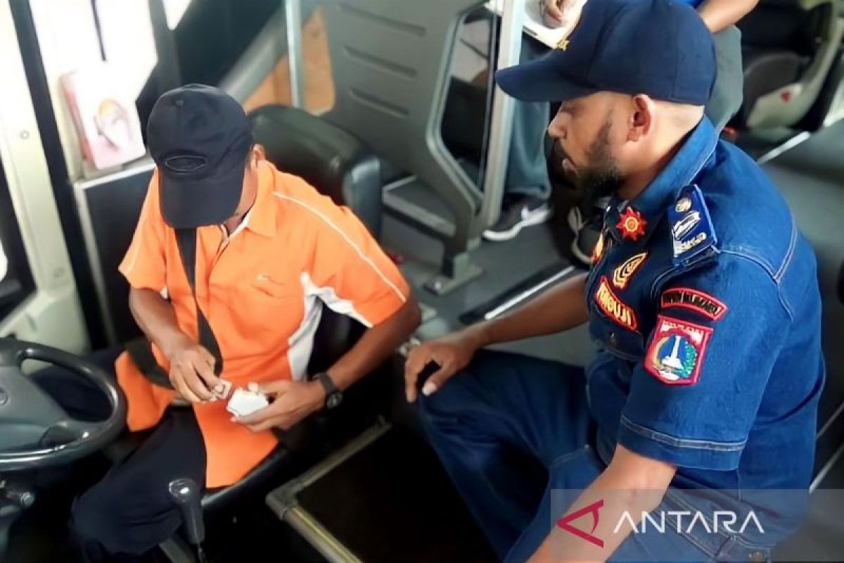 Pengamat transportasi: Periksa keamanan bus wisata sebelum berlibur