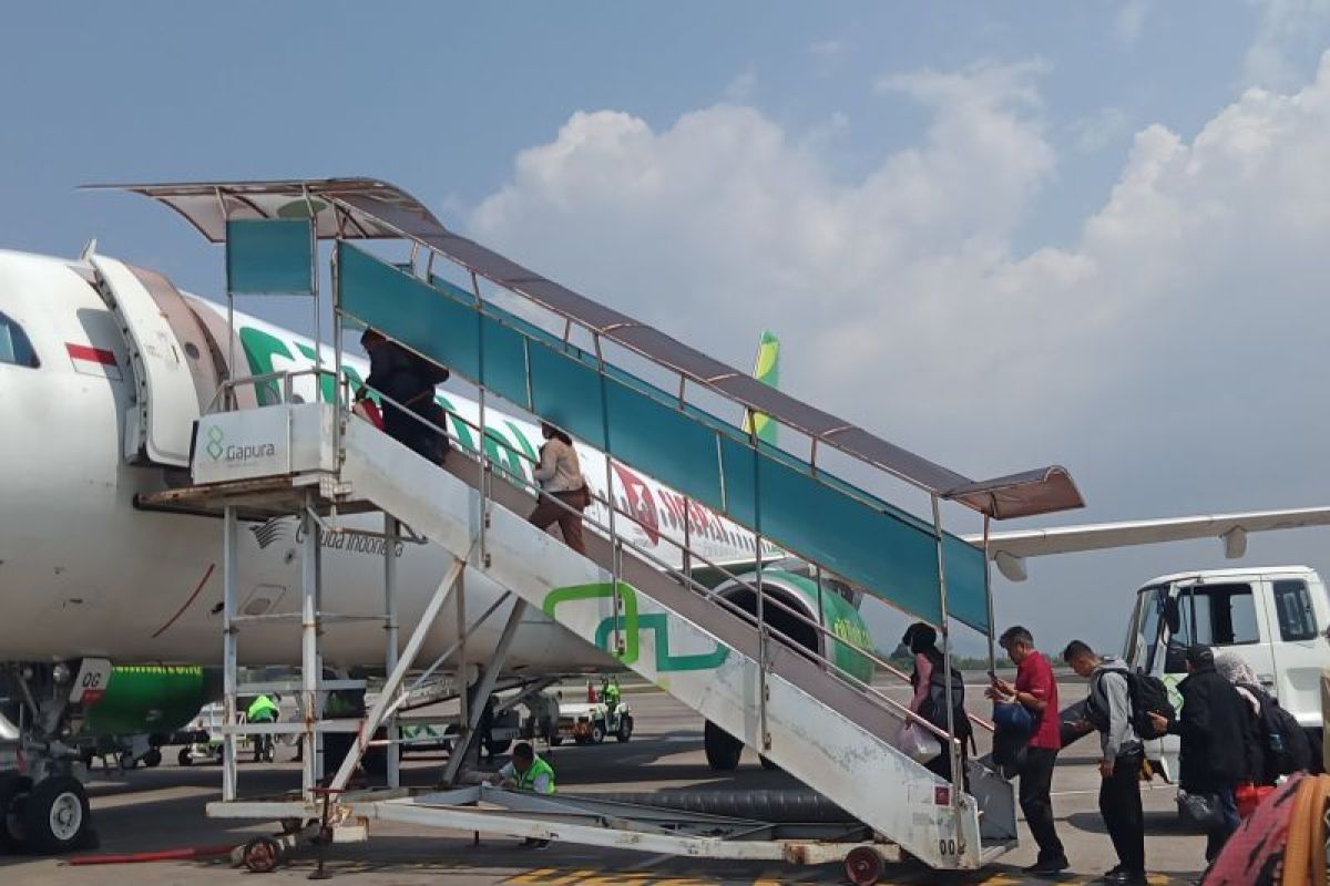 Pergerakan penumpang di Bandara Hasanuddin mulai melandai