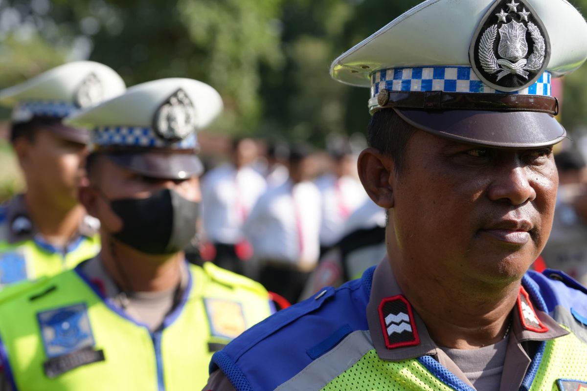 Polisi turunkan 964 personel untuk mengawal tahun baru di Jakbar